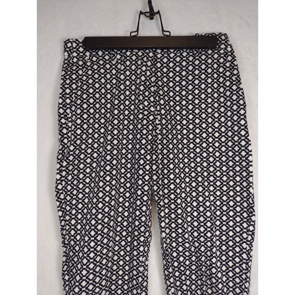 HM Women Size 6 Black White Geometric Quatrefoil Ankle Pants Slim Fit Cotton - Picture 3 of 9
